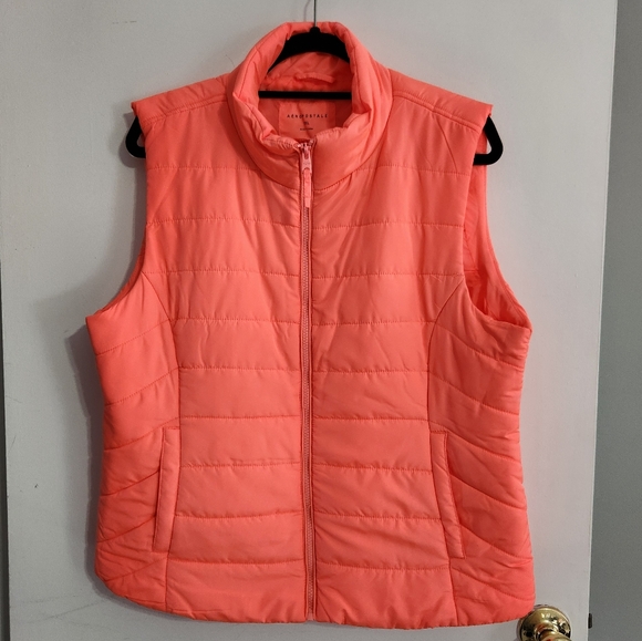 Coral Quilted Puffer Vest - Picture 1 of 8